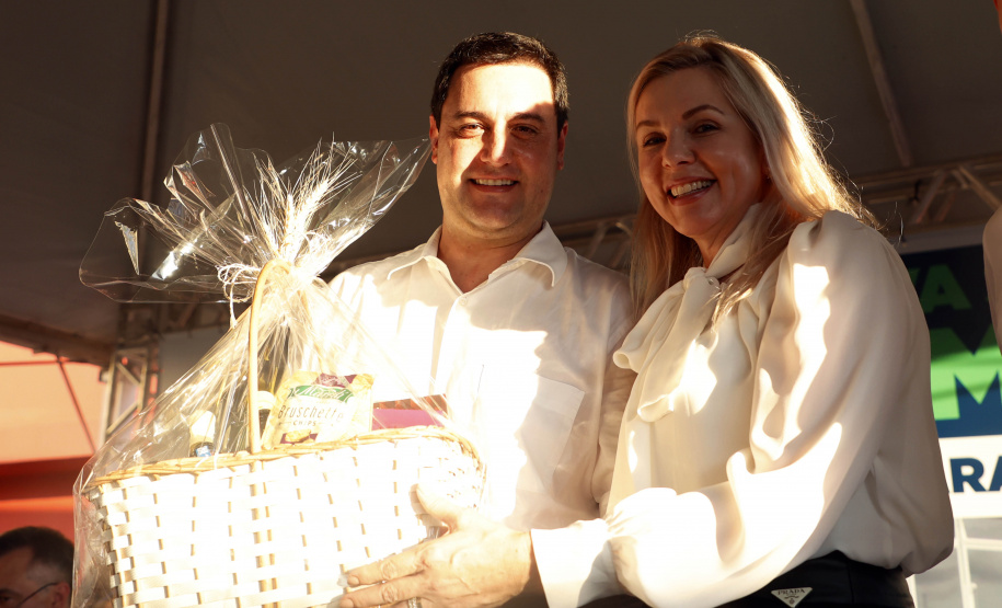 Governador inaugura sede do Corpo de Bombeiros e libera novos investimentos para Ivaiporã