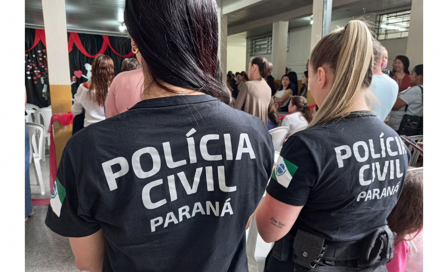 Polícia Civil confecciona 411 carteiras de identidade na PCPR na Comunidade em Colombo