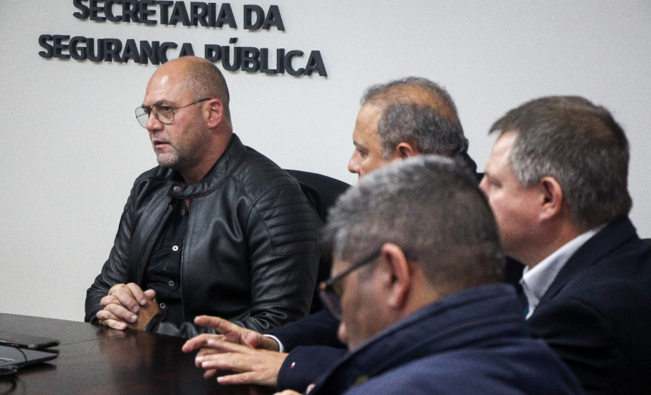 Secretário Hudson se reúne com equipe do Instituto Paranaense de Desenvolvimento Econômico e Social