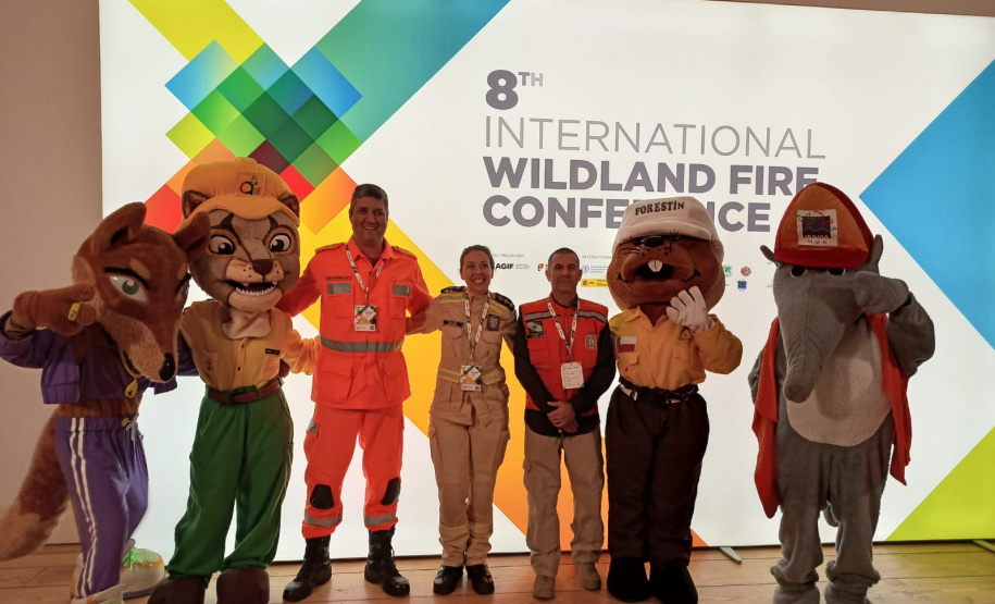 Representantes da Defesa Civil e do Corpo de Bombeiros participam de Conferência de Incêndios Florestais em Portugal