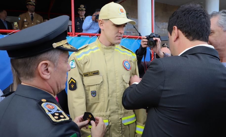 Na maior contratação em dez anos, 419 bombeiros se formam para atuar em todo o Paraná