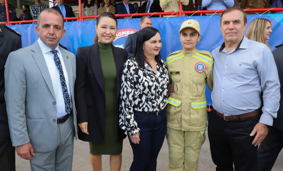 Na maior contratação em dez anos, 419 bombeiros se formam para atuar em todo o Paraná