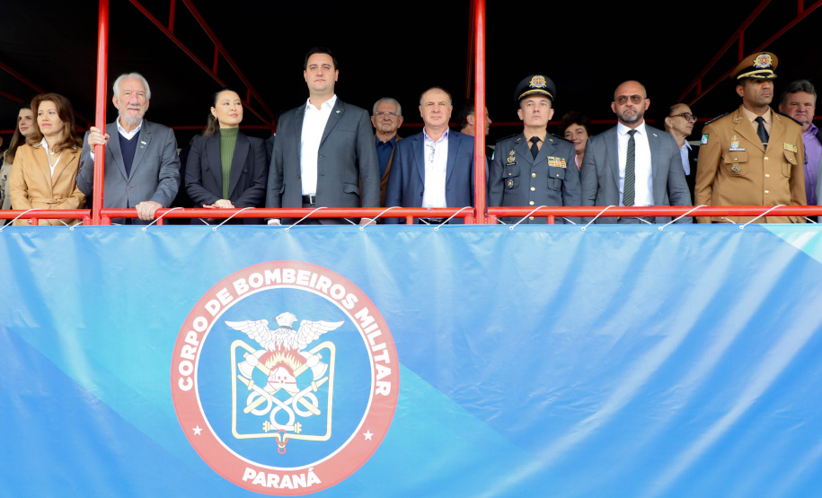 Na maior contratação em dez anos, 419 bombeiros se formam para atuar em todo o Paraná