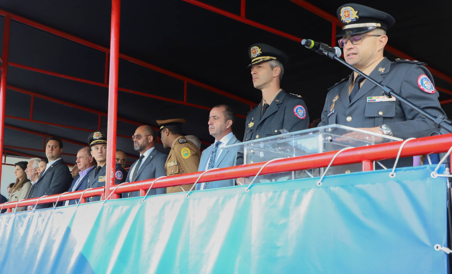 Na maior contratação em dez anos, 419 bombeiros se formam para atuar em todo o Paraná