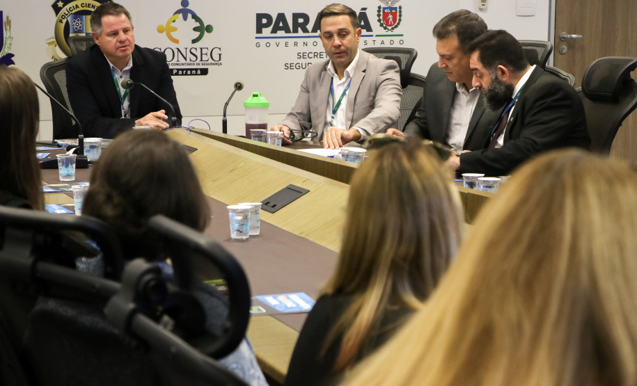 Sesp recebe representantes de Conselhos de Segurança de bairros de Curitiba