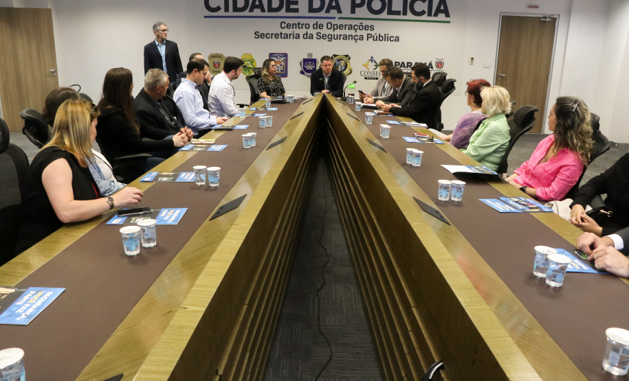 Sesp recebe representantes de Conselhos de Segurança de bairros de Curitiba