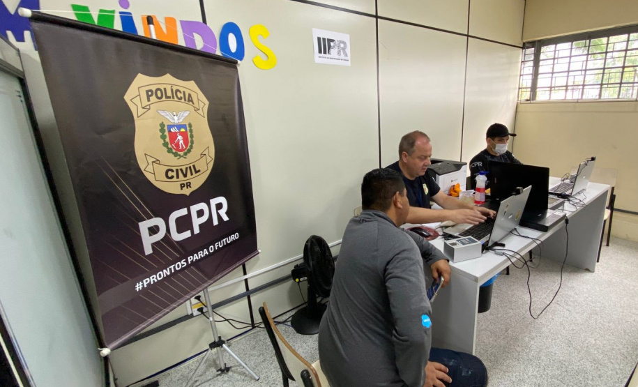 Com serviços gratuitos, Polícia Civil participa da Semana Nacional do Registro Civil em Curitiba