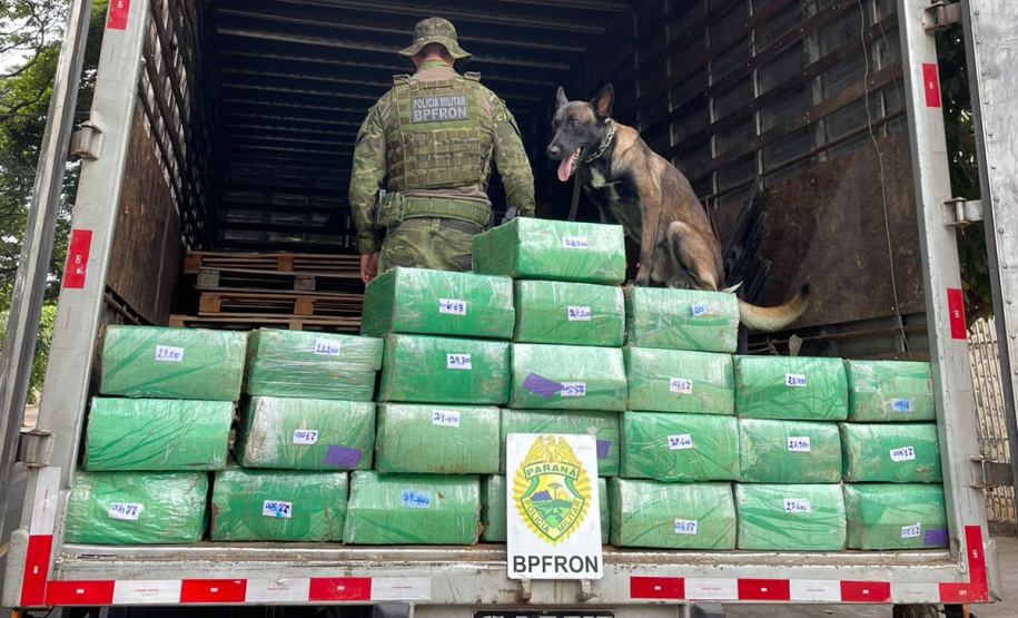 Polícia Militar prende homem com 700 quilos de maconha em Douradina