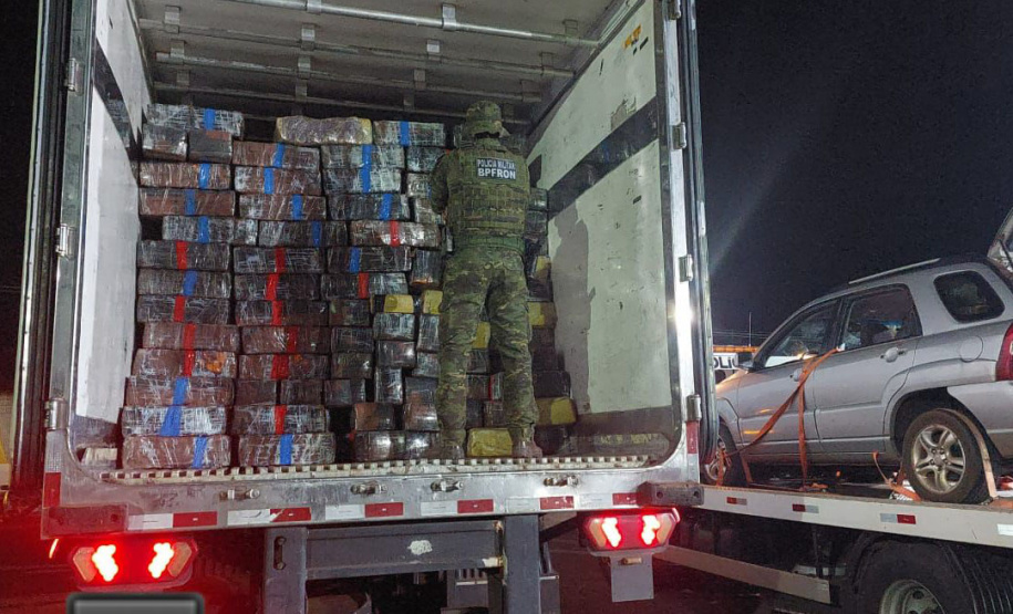 BPFron apreende 2,6 toneladas em maconha no Oeste do Estado