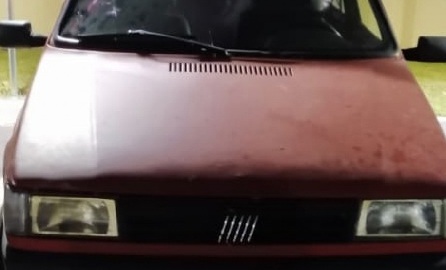 PM prende quatro pessoas em oficina que adulterava veículos na Região Metropolitana de Curitiba