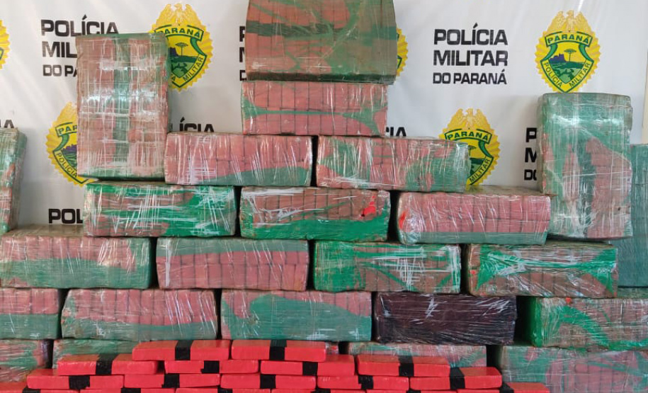 Polícia Militar prende jovem de 19 anos com 450 quilos de maconha no Norte do Estado