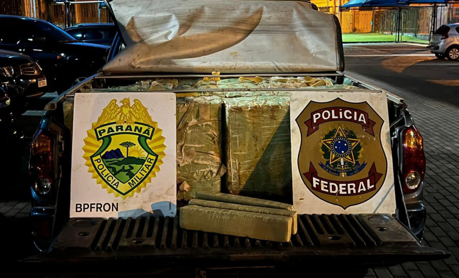 PMPR e Polícia Federal apreendem mais de 4 toneladas de drogas no Oeste do Estado