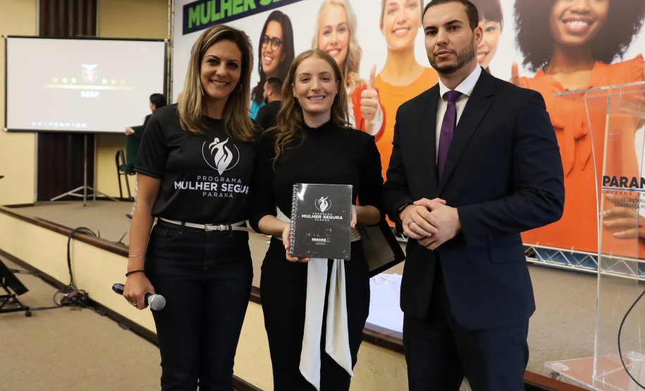 Para reduzir a violência doméstica e feminicídio, Paraná lança Programa Mulher Segura