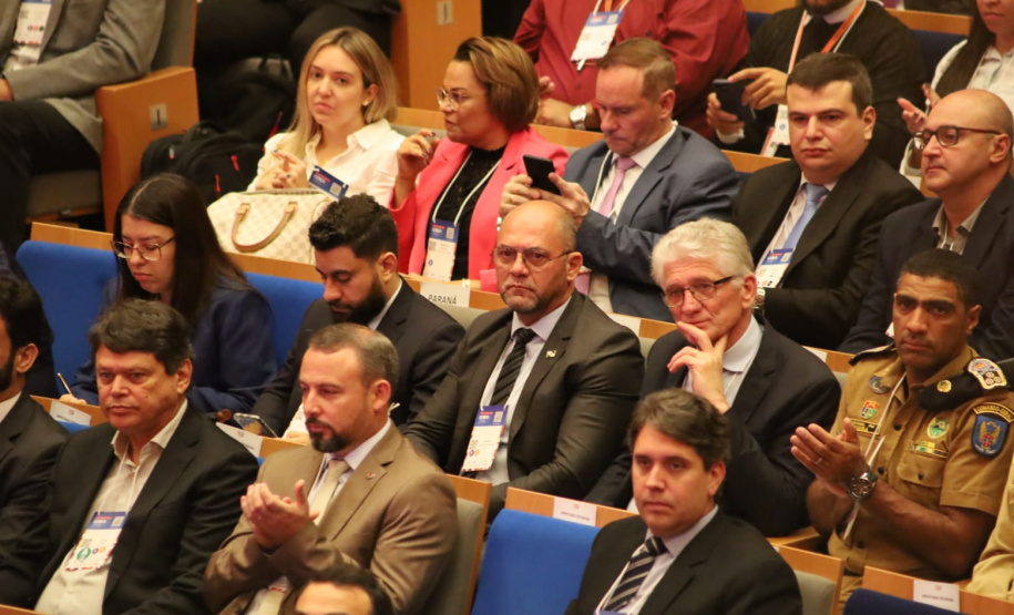 Secretário Hudson participa do 8° encontro do Consórcio de Integração Sul e Sudeste - COSUD