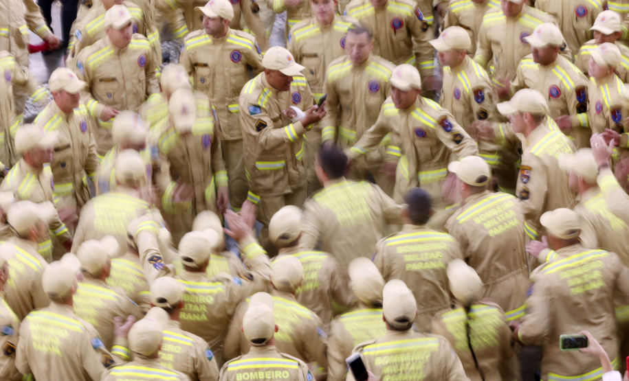 Inscrições abertas: Corpo de Bombeiros do Paraná abre 10 novas vagas para cadetes