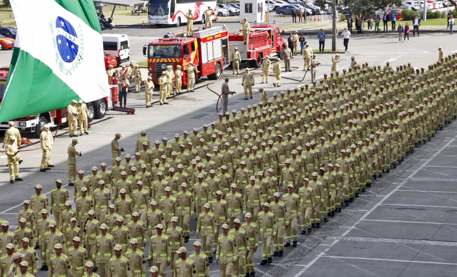 Inscrições abertas: Corpo de Bombeiros do Paraná abre 10 novas vagas para cadetes