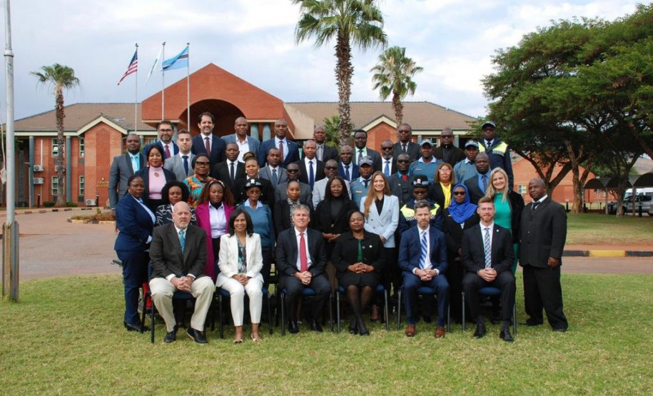 Delegado da PCPR participa de curso de Processamento de Crimes Ambientais em Botswana