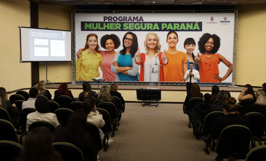 Para reduzir a violência doméstica e feminicídio, Paraná lança Programa Mulher Segura