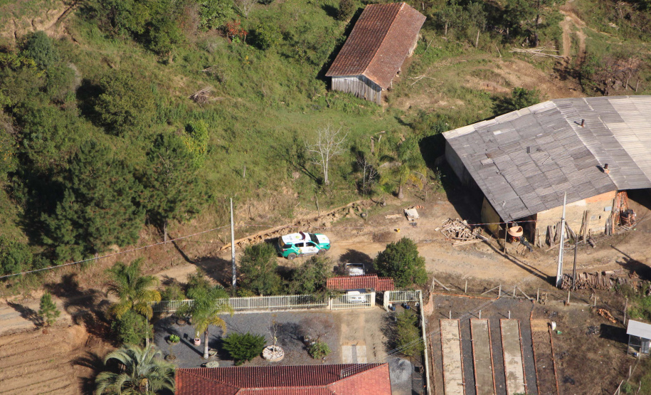 Polícia Militar apreende madeira ilegal durante operação no Sul do Paraná