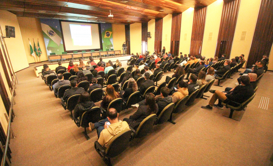Abertura institucional do Junho Paraná sem Drogas reuniu servidores no auditório da Sesp