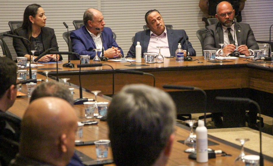 Estado reúne outros órgãos públicos para debater segurança nas escolas