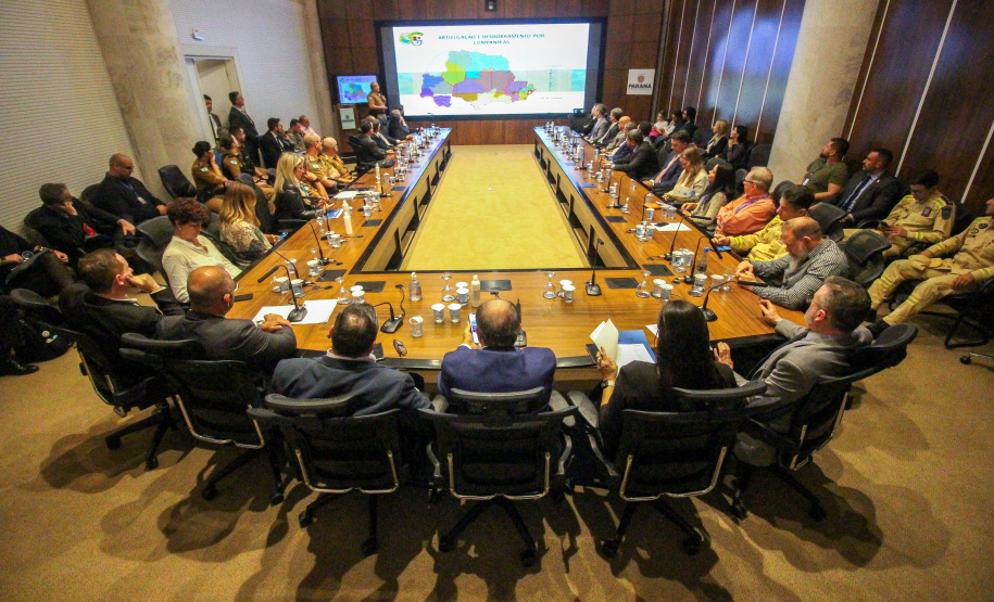 Estado reúne outros órgãos públicos para debater segurança nas escolas