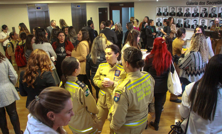 Para reduzir a violência doméstica e feminicídio, Paraná lança Programa Mulher Segura