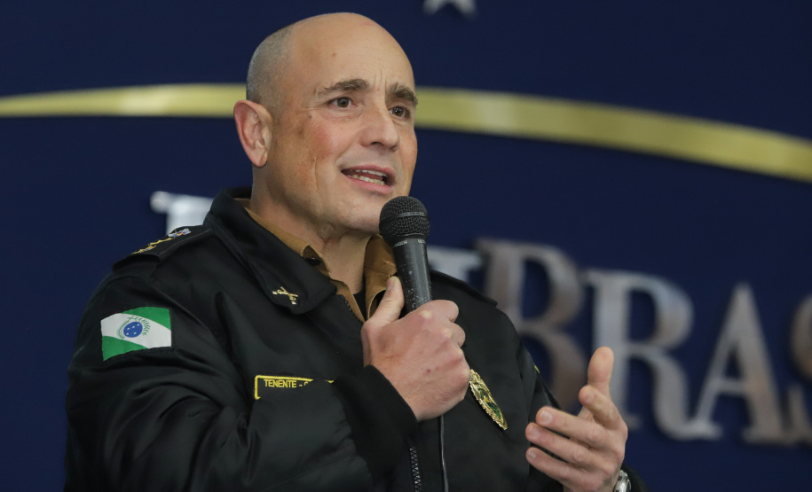 Professores, pedagogos e funcionários fazem simulado de segurança nas escolas do Paraná