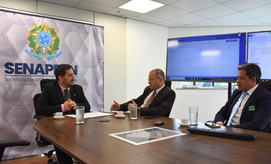 Construção de novas Unidades de Progressão no Paraná são tema de reunião em Brasília