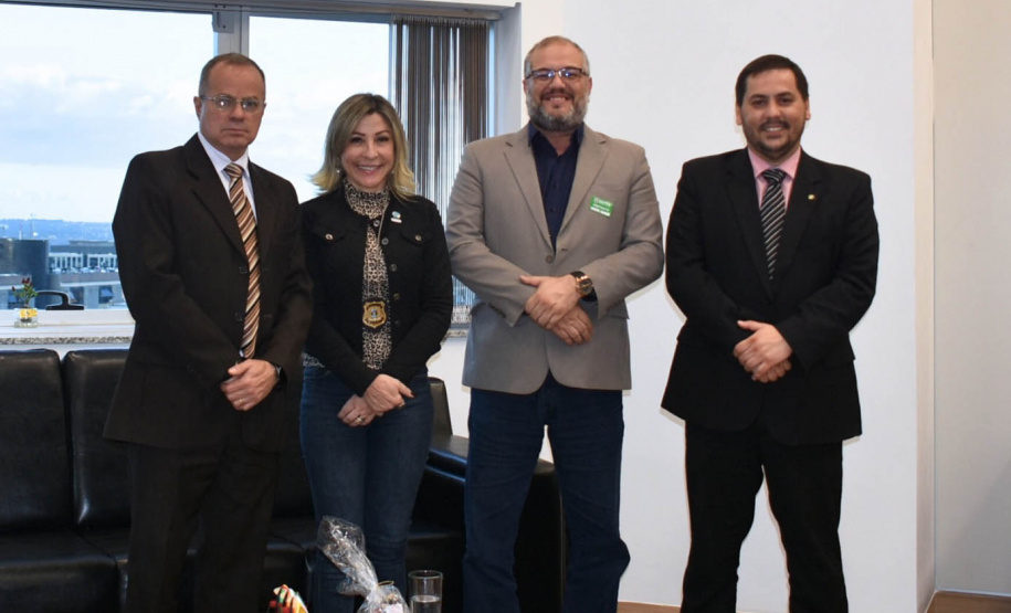 Construção de novas Unidades de Progressão no Paraná são tema de reunião em Brasília