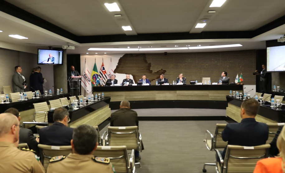 Com foco em ações conjuntas de segurança, Paraná participa de 2º encontro do SULMaSSP