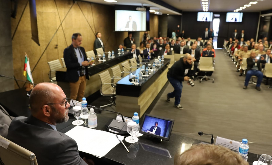 Com foco em ações conjuntas de segurança, Paraná participa de 2º encontro do SULMaSSP