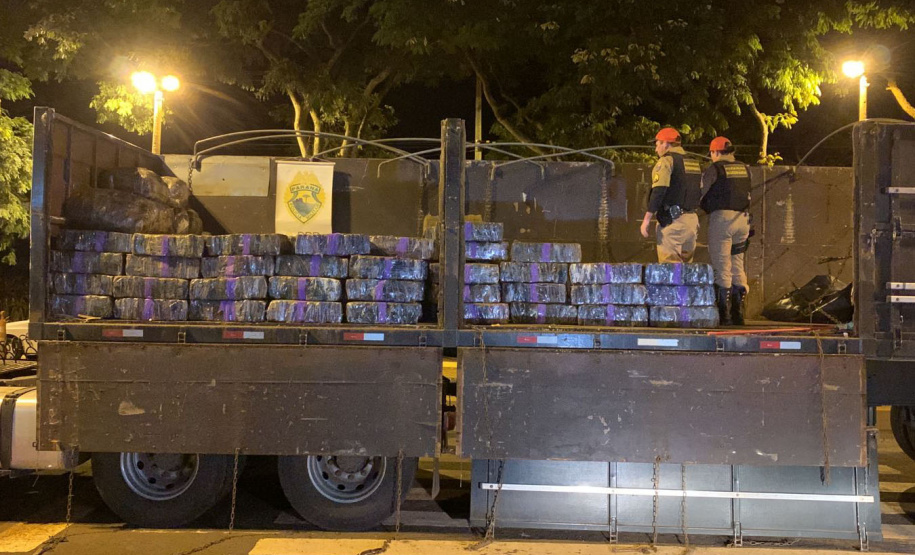 Polícia Militar apreende mais de quatro toneladas de drogas em São José das Palmeiras