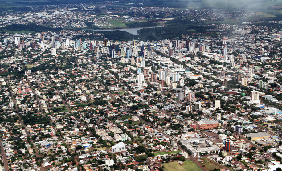 Monitorado de projeto da Polícia Penal recebe Medalha de Mérito em Cascavel