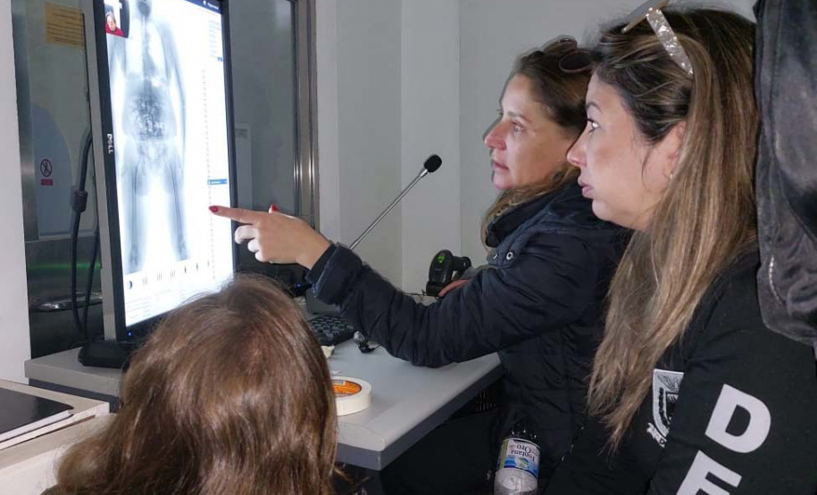 Policiais penais da região Oeste passam por capacitação para escaneamento corporal