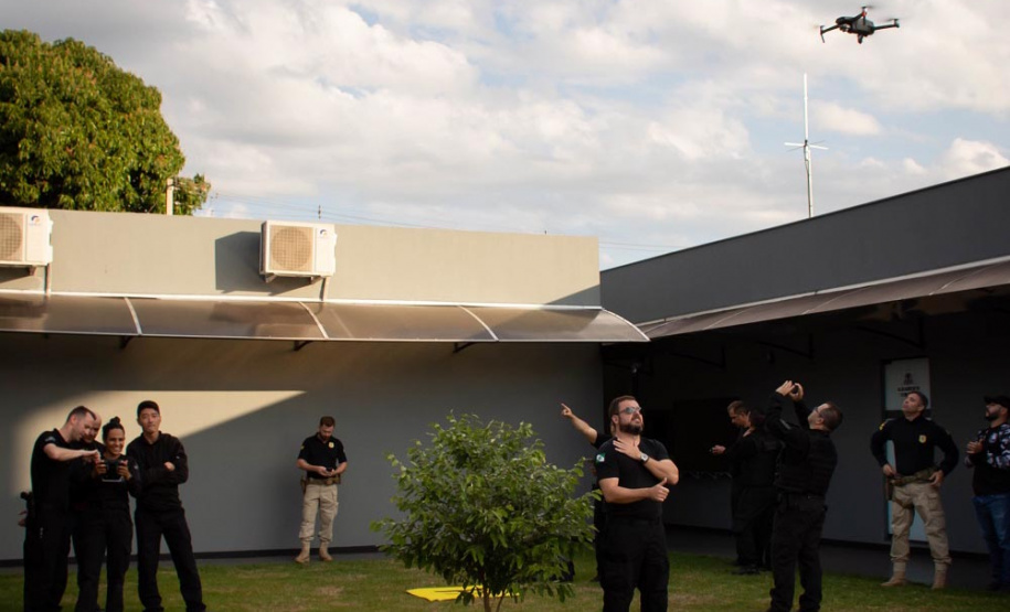 Policiais de Londrina são habilitados como pilotos de drones