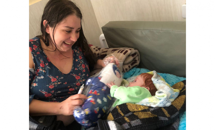 Naninhas feitas por custodiados ajudam no tratamento de crianças hospitalizadas