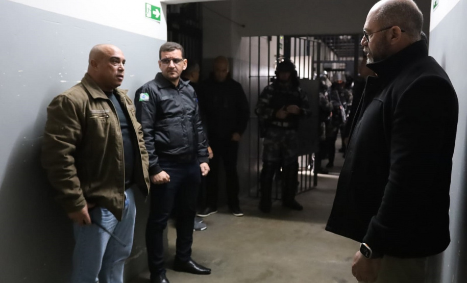 Forças de segurança realizam ação conjunta na Casa de Custódia de São José dos Pinhais