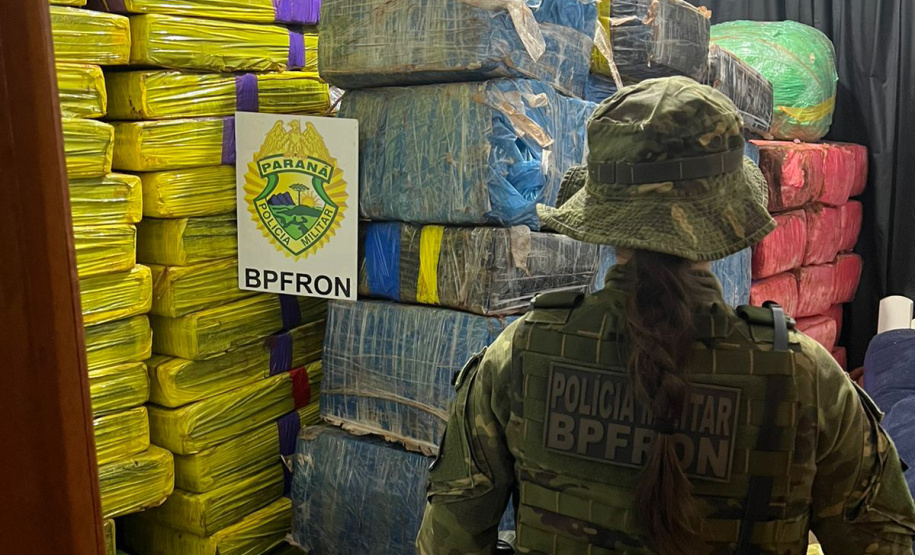 Polícia Militar apreende quase 4 toneladas de droga em Pato Bragado