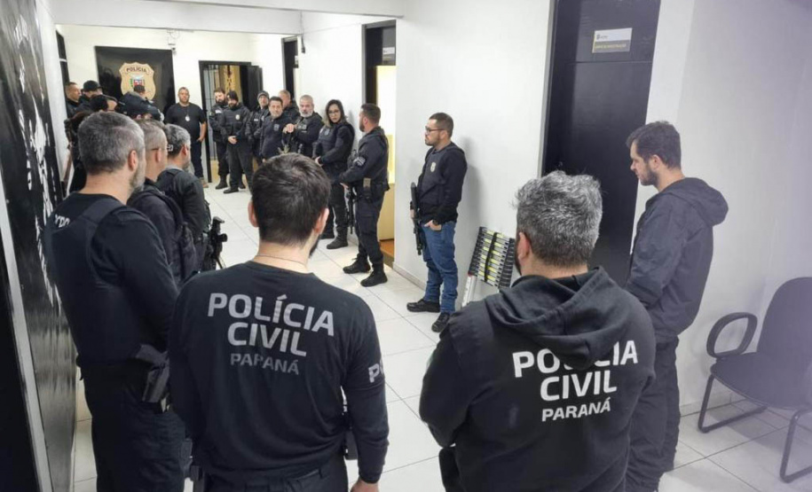 Ação da PCPR mira envolvidos com tráfico de drogas, sequestro e lavagem de dinheiro