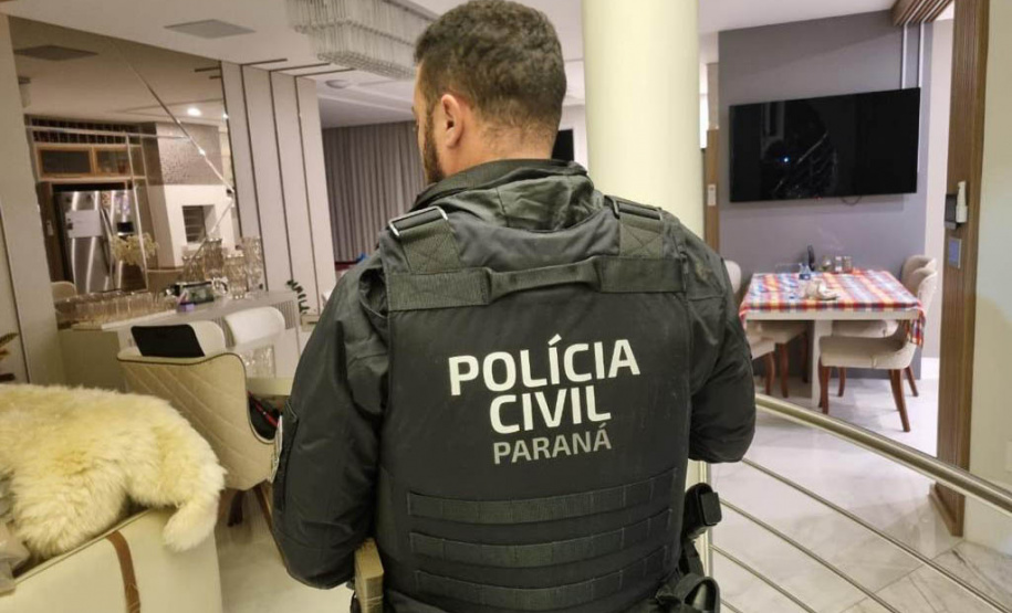 Ação da PCPR mira envolvidos com tráfico de drogas, sequestro e lavagem de dinheiro