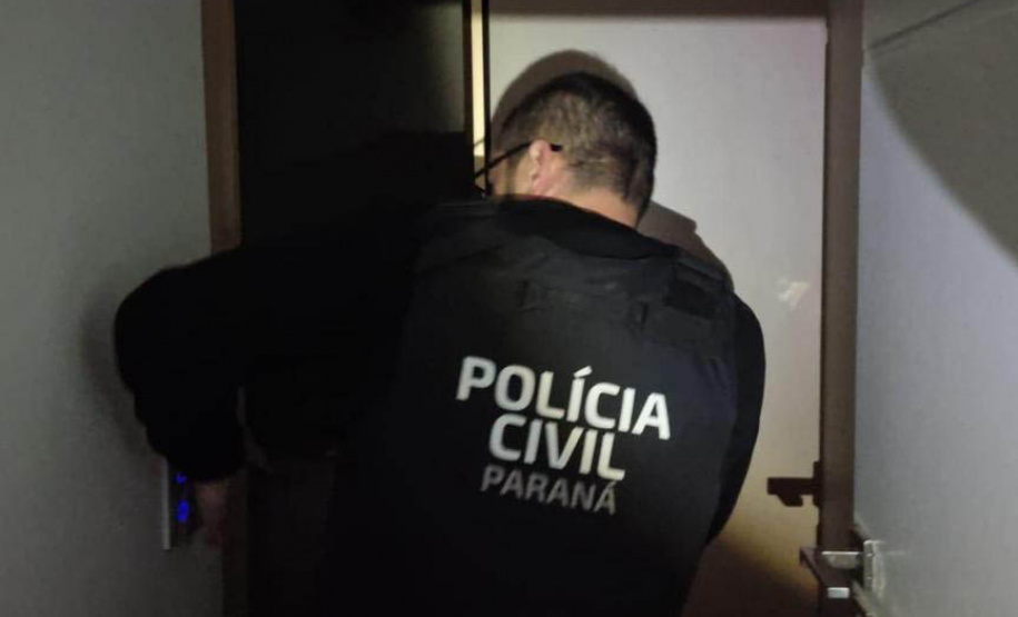 Ação da PCPR mira envolvidos com tráfico de drogas, sequestro e lavagem de dinheiro