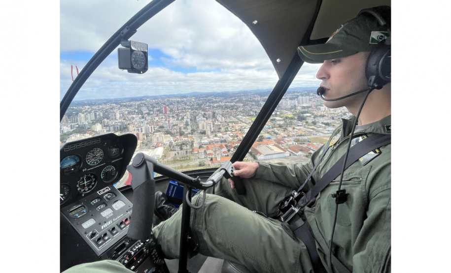BPMOA forma o primeiro piloto privado de helicópteros dentro da Escola de Aviação da PM