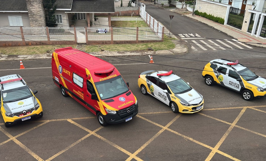 Comandante-geral da Pollícia Militar do Paraná entrega 3 viaturas em Dois Vizinhos