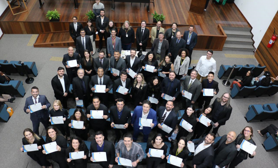 Polícia Científica ganha reforço com formatura de 76 novos peritos oficiais e técnicos de perícia