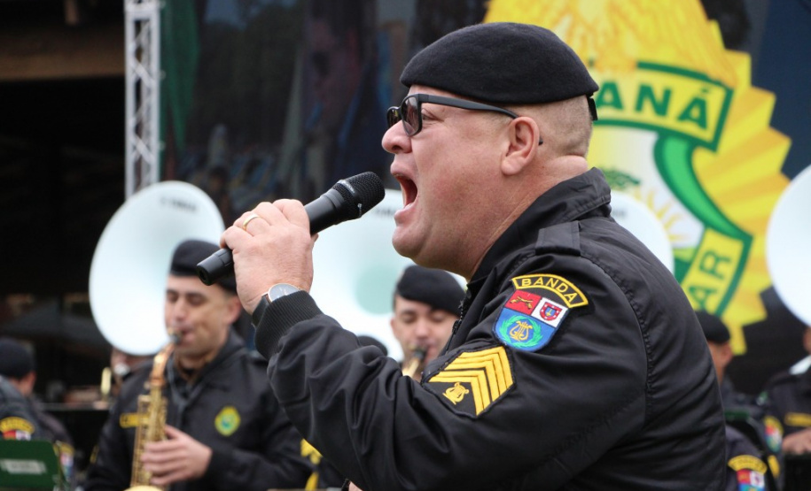 Banda da PM se apresenta no Parque Barigui em comemoração aos 169 anos da corporação