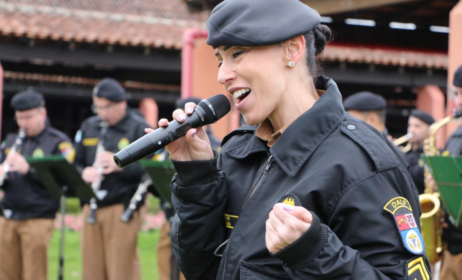 Banda da PM se apresenta no Parque Barigui em comemoração aos 169 anos da corporação