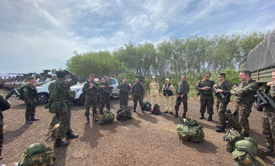 Bombeiros militares participam de operação humanitária no Paraná