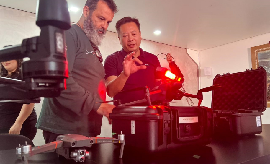 Polícia Penal do Paraná participa de evento que promove novas tecnologias em operações com drones em Foz do Iguaçu