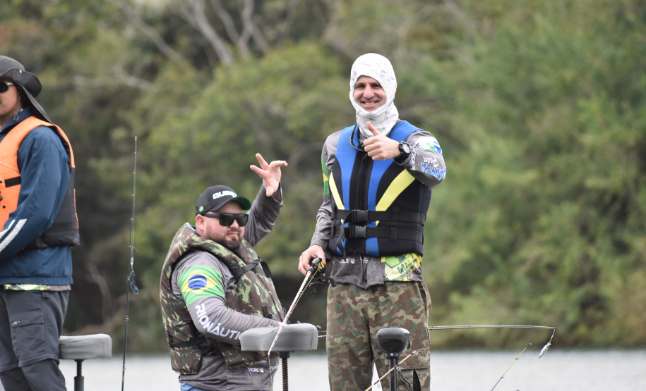 Torneio de pesca em alusão ao aniversário da PMPR movimenta a cidade de Porto Rico